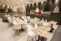 Ibis Cali Granada - breakfast