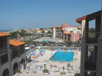 Mer and Golf Apart-Hotel - Beach