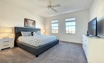 5 Bed South Facing Pool Close to Disney Villa