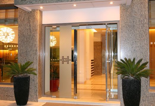 호텔 플리스보스 칼라마타