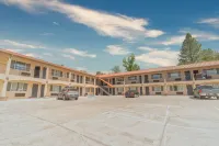 The Yosemite Inn - Bãi đậu xe