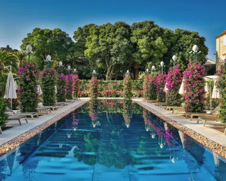 Hotel Lemongarden - Adults Only Hotels in Sutivan