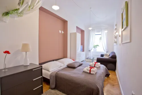 Rooms Zagreb 17 - Pensions