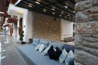 Alp Suites Pinehill