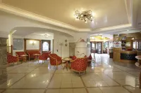 Cavallino Lovely Hotel Hotels in Andalo