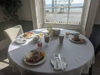 Acqua Beach Weymouth - Morgenmad