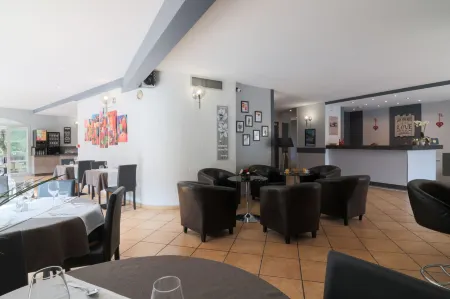 Le Floréal Отели рядом с достопримечательностью «Ô'Zen»