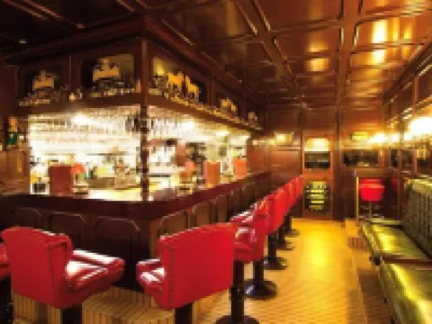 ลันด์เฮาส์ ชตูทซี โรงแรมในคุกซ์ฮาเฟน