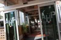 Auto Park Hotel Hoteles en Novoli