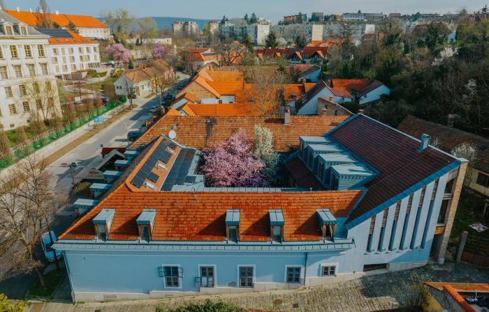 Bazilika alatt Panzió