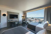 Hotel Cabo de Hornos - ที่มีบาร์