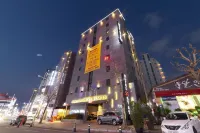 Hotel Stay 53