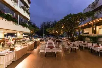The Cha Am Methavalai Hotel - breakfast