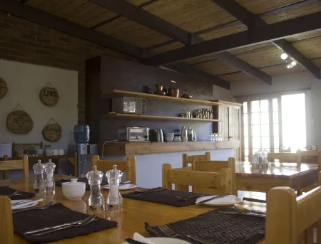 Aan Die Oewer Guest House