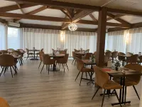 Hôtel Au Relais des Lilas Hotels in Mazières-en-Gâtine