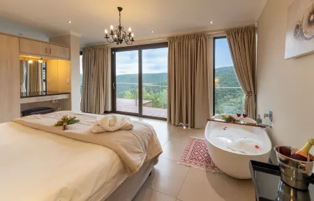 Alkantmooi Private Nature Reserve - Keurkloof & Keurbos 93 Отели в г. Кеурбоомстран