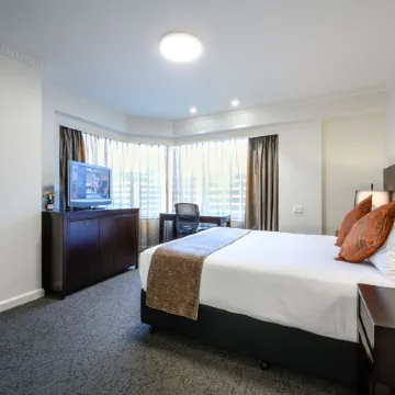 Hotel Grand Chancellor Adelaide Отели рядом с достопримечательностью «Площадь Виктория»