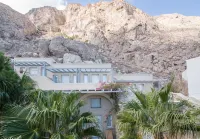 Antinea Suites Hotel & Spa Отели в г. 