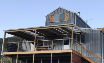 Derby Digs Barn
