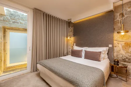 Youropo - Ribeira Gaia Отели рядом с достопримечательностью «Porto Cálem»