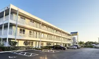 燈籠套房飯店-薩拉索塔 Whitfield住宿飯店