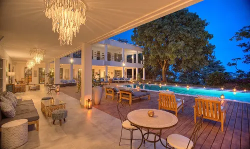 Latitude 0 Degrees Hotels in Kampala