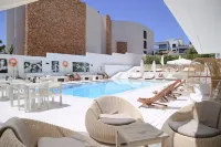 Hotel Zhero - Beach