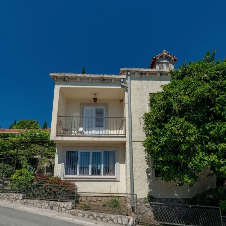 Guest House Međine