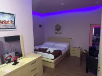 Chicago Hotel Hotels in Fier