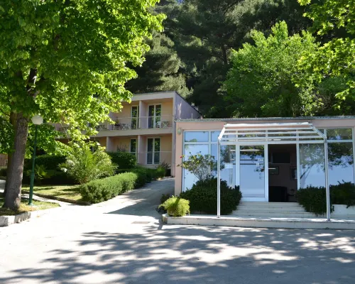Tourist Settlement Brzet Hotels in Omis