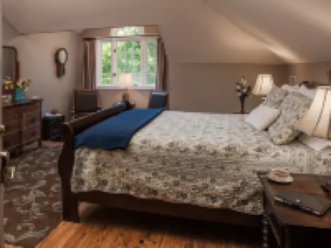 White Oak Manor Bed and Breakfast Hotels in Jefferson