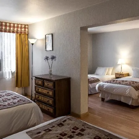 Hotel Nippon y Centro de Eventos Отели рядом с достопримечательностью «Торговый центр Vivo Centro»