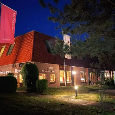 Alt Lohbrügger Hof Отели рядом с достопримечательностью «Планерный порт»