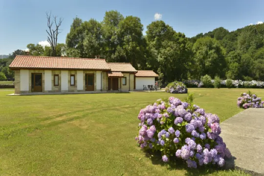 Piscina en Casa Rural Con Encanto El Puentuco Una de las Casas Mas Valoradas de Cantabria