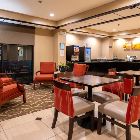Comfort Inn Opelika - Auburn
