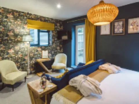 Bel and the Dragon-Churt Hotels in Farnham