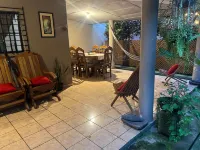 Nanda Parbat Hostal - bar
