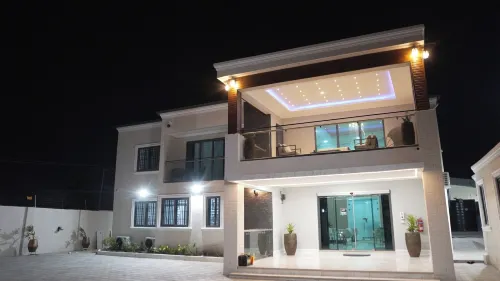 The Mayflower Inn Hotels in Taifa