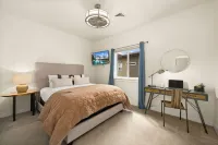 The Colorado House in Old Town Brewery District!!