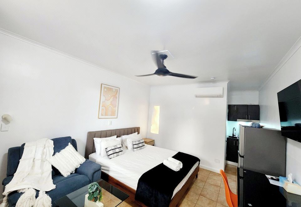 캐서린 도심 숙소의 깔끔한 객실 내부