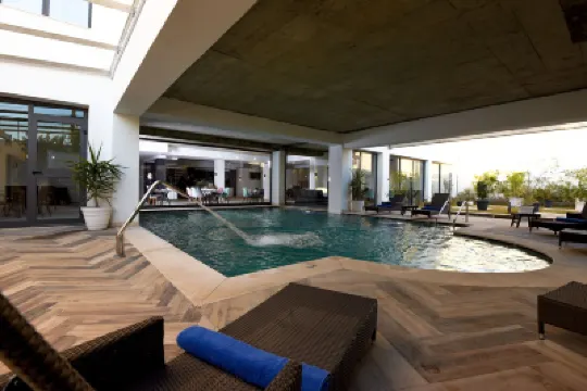 โรงแรมธุรกิจลีสเคียวและสปา โรงแรมใน