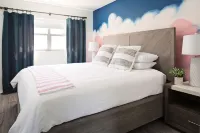 New! Modern King Suite Steps to the Beach! - Condos