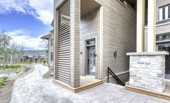 202 Verbier Building 13