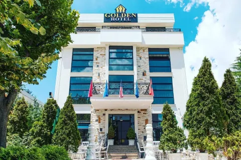 Golden Hotel