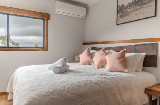 Mount Mee Country Lodge Отели в г. Кабулчер