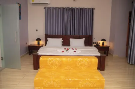 Pito Guest House Отели рядом с достопримечательностью «Сан-Жоржи-да-Мина»