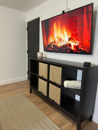 House-Sleeps8-Parking-Garden Отели в г. Гарфорт