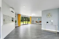 Oasis Apartment Homes