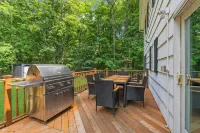 Elegant Big Yard Piano and Springtime Peace