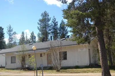 Kuukkeli Apartments Vuotso Hotels near Tankavaara